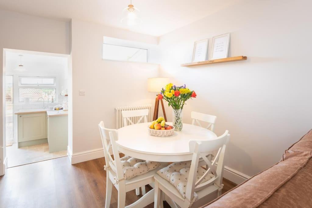 *Brand New* Olive Grove Cottage 托基 外观 照片
